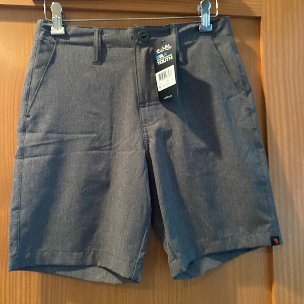 Salt Life Boy’s/Youth SLX Performance Charcoal, Gray Shorts NWT Size 25